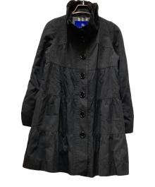 BURBERRY BLUE LABEL（バーバリー ブルー レーベル）の古着「フリルカラーティアードコート」｜ブラック