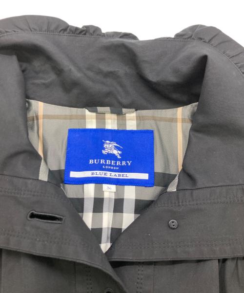 BURBERRY BLUE LABEL（バーバリー ブルー レーベル）BURBERRY BLUE LABEL (バーバリー ブルー レーベル) フリルカラーティアードコート ブラック サイズ:36の古着・服飾アイテム