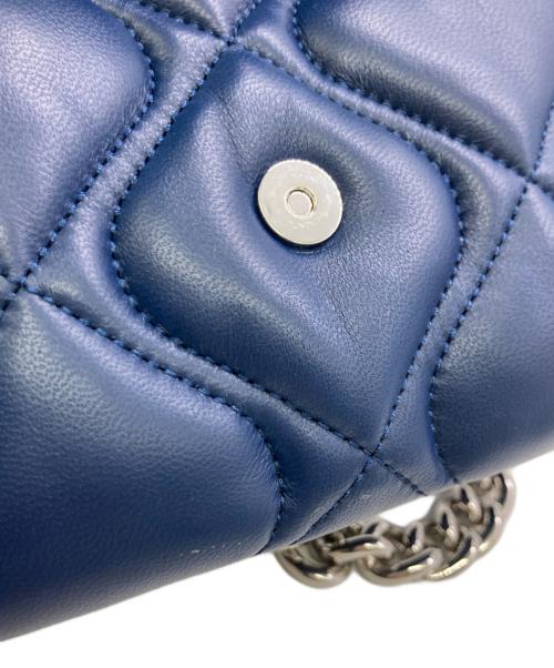 MARC JACOBS（マークジェイコブス）MARC JACOBS (マークジェイコブス) Small Quilted Pillow ネイビーの古着・服飾アイテム