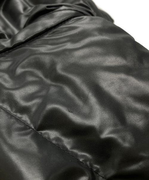 JUNYA WATANABE COMME des GARCONS（(ジュンヤワタナベ コムデギャルソン）JUNYA WATANABE COMME des GARCONS ((ジュンヤワタナベ コムデギャルソン) 04AW ダウンジャケット/Down jacket ブラック サイズ:Mの古着・服飾アイテム