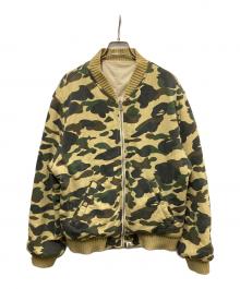 A BATHING APE（アベイシングエイプ）の古着「1stカモリバーシブルボンバーブルゾン」｜ベージュ×グリーン