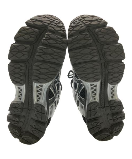 asics（アシックス）asics (アシックス) GEL-KAYANO 12.1 シルバー×ブラック サイズ:26の古着・服飾アイテム