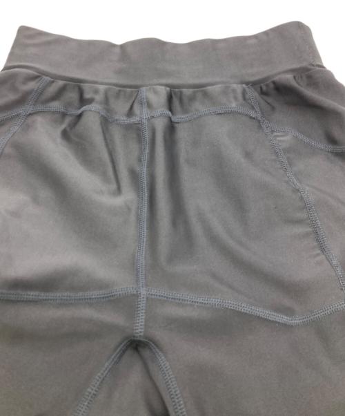 F/CE.（エフシーイー）F/CE. (エフシーイー) ETENDRE ARC PLEAT SKIRT ブラック サイズ:Sの古着・服飾アイテム