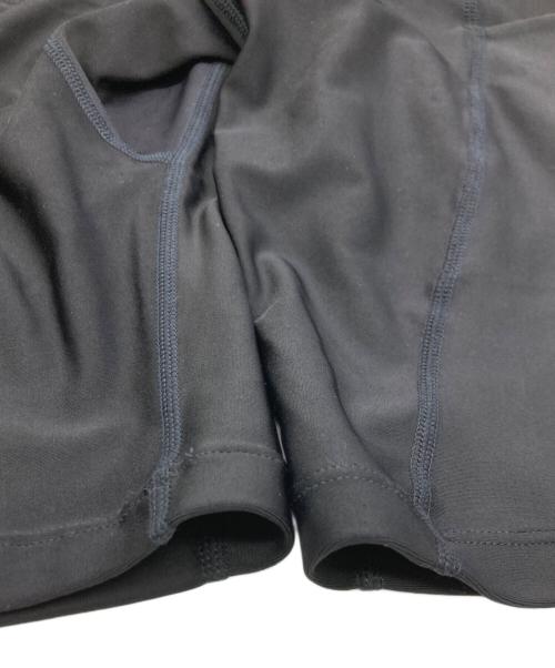 F/CE.（エフシーイー）F/CE. (エフシーイー) ETENDRE ARC PLEAT SKIRT ブラック サイズ:Sの古着・服飾アイテム