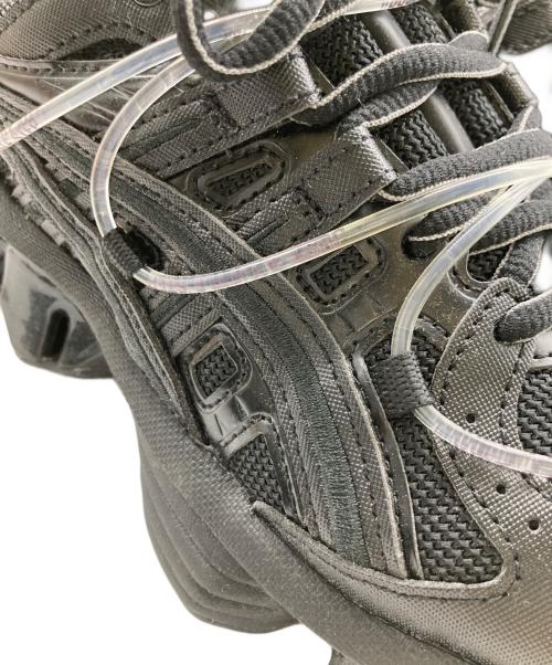 asics（アシックス）asics (アシックス) YOASOBI (ヨアソビ) GEL-KINETIC FLUENT Y ブラック サイズ:23.5の古着・服飾アイテム