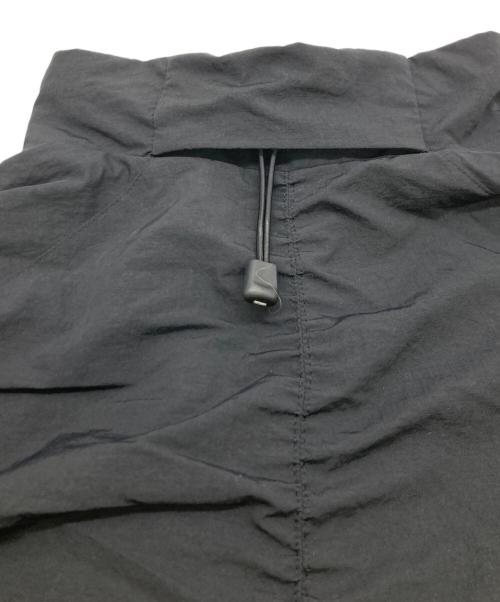 coor（クアー）coor (クアー) Balloon fit piping track jumper ブラック サイズ:Mの古着・服飾アイテム