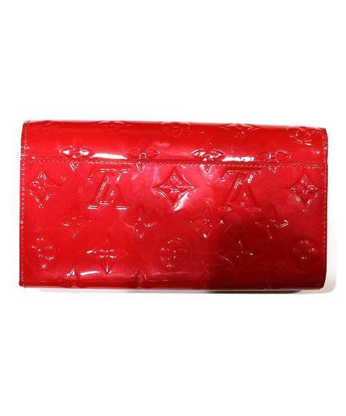 LOUIS VUITTON（ルイ ヴィトン）LOUIS VUITTON (ルイヴィトン)  ポルトフォイユ・サラ レッド サイズ:- ヴェルニ M90208 TN3154　程度B　イニシャル入りの古着・服飾アイテム
