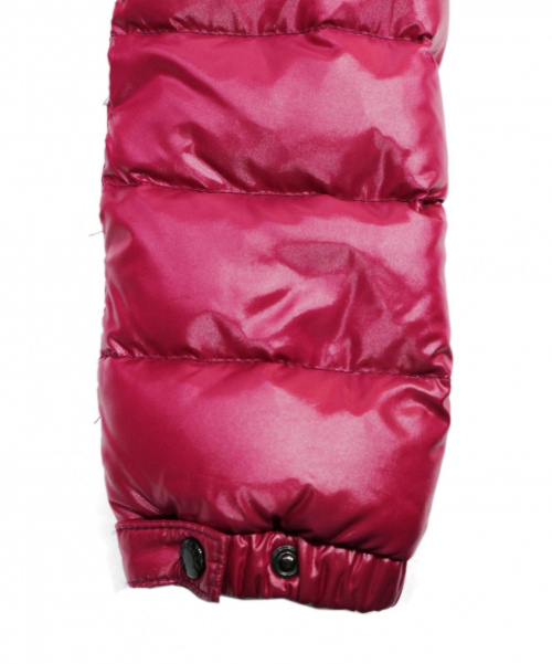 MONCLER（モンクレール）MONCLER (モンクレール) ダウンジャケット ショッキングピンク サイズ:1 フード欠品　BADYの古着・服飾アイテム