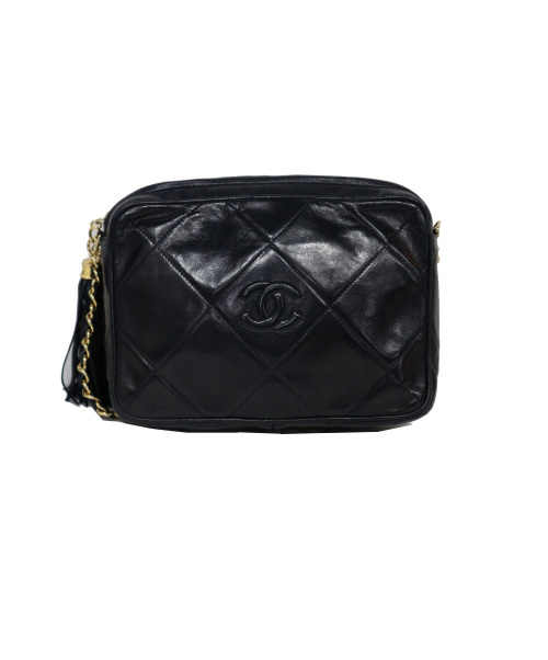 CHANEL（シャネル）CHANEL (シャネル) フリンジチェーンショルダーバッグ ブラックの古着・服飾アイテム