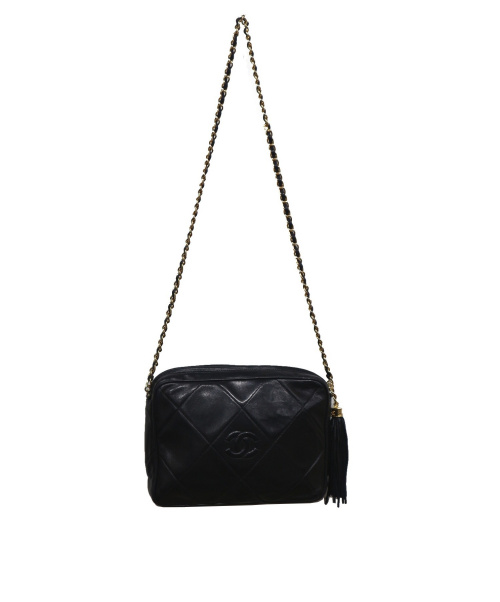 CHANEL（シャネル）CHANEL (シャネル) フリンジチェーンショルダーバッグ ブラックの古着・服飾アイテム