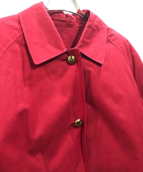 Burberry's（バーバリー）Burberry's (バーバリーズ) 金釦裏地ロゴ刺繍コットンステンカラーコート レッド サイズ:9の古着・服飾アイテム