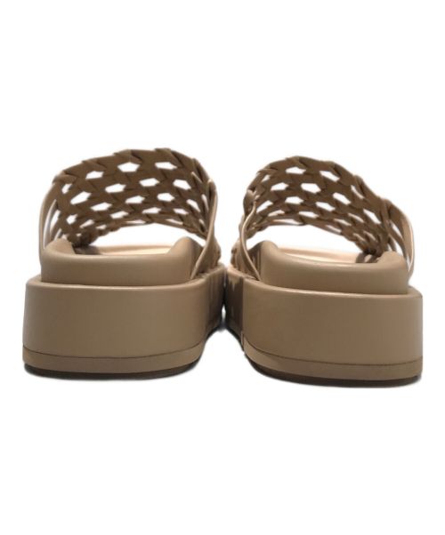 PALOMA BARCELO（パロマバルセロ）paloma barcelo (パロマバルセロ) NADIRA メッシュサンダル ベージュ サイズ:37の古着・服飾アイテム