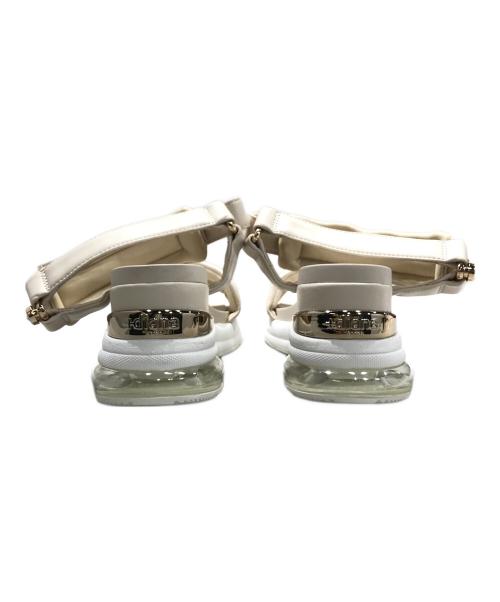 +DIANA（プラスダイアナ）+DIANA (プラスダイアナ) エアクッションスポサン ベージュ サイズ:22㎝の古着・服飾アイテム