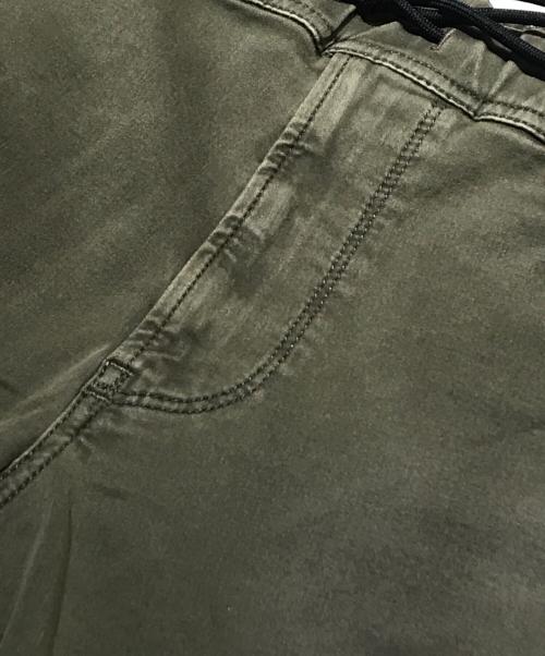 DIESEL（ディーゼル）DIESEL (ディーゼル) D-KROOSHORT-Y-NE オリーブ サイズ:34の古着・服飾アイテム