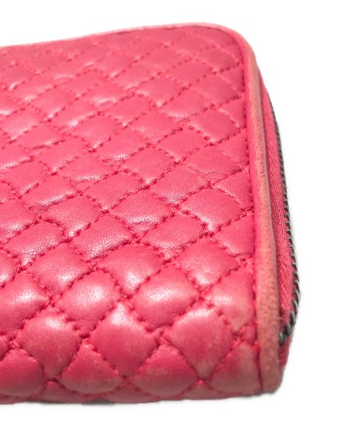 BOTTEGA VENETA（ボッテガベネタ）BOTTEGA VENETA (ボッテガベネタ) キルティングラウンドファスナーウォレット ショッキングピンクの古着・服飾アイテム