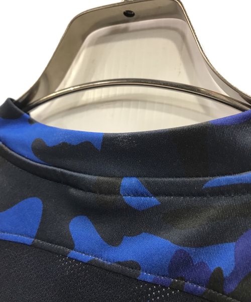 NIKE（ナイキ）NIKE (ナイキ) F.C.R.B. (エフシーアールビー) カモフラカットソー ブルー サイズ:Sの古着・服飾アイテム