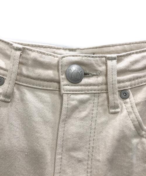 YANUK（ヤヌーク）YANUK (ヤヌーク) ボーイズテーパードデニム ホワイト サイズ:23の古着・服飾アイテム