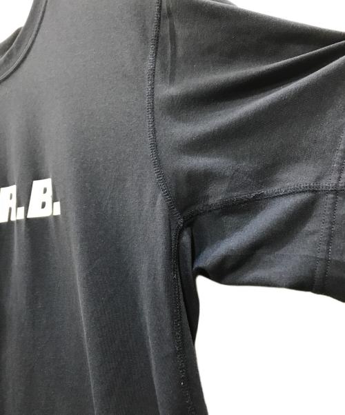 F.C.R.B.（エフシーレアルブリストル）F.C.R.B. (エフシーレアルブリストル) プリントカットソー ネイビー サイズ:Lの古着・服飾アイテム