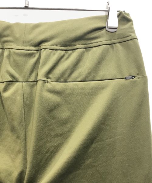 F.C.R.B.（エフシーレアルブリストル）F.C.R.B. (エフシーアールビー) STRETCH KNIT RIBBED LOUNGE PANTS カーキ サイズ:Mの古着・服飾アイテム