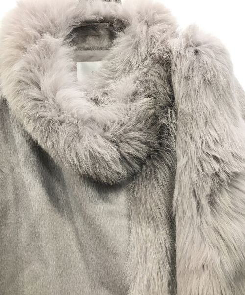 Rene（ルネ）Rene (ルネ) フォックスファー付ベビーラマケープコート ベージュ サイズ:36の古着・服飾アイテム