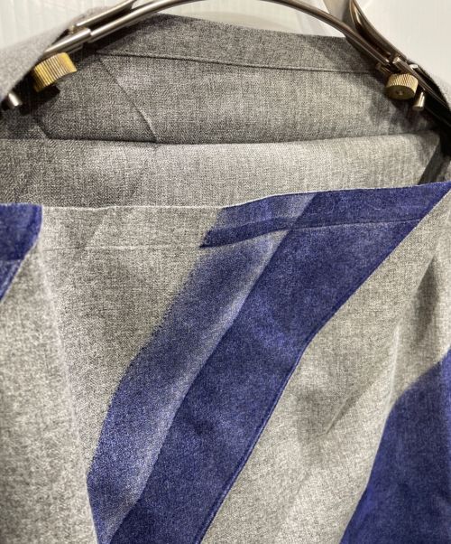 me ISSEY MIYAKE（ミーイッセイ ミヤケ）me ISSEY MIYAKE (ミーイッセイ ミヤケ) スクエアデザインブラウス ブルー×グレー サイズ:表記なしの古着・服飾アイテム