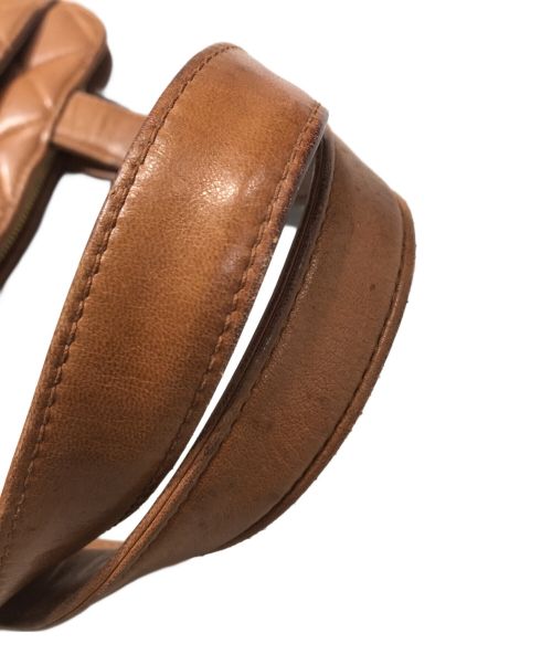 CHANEL（シャネル）CHANEL (シャネル) キルティングレザーハンドバッグ ブラウンの古着・服飾アイテム