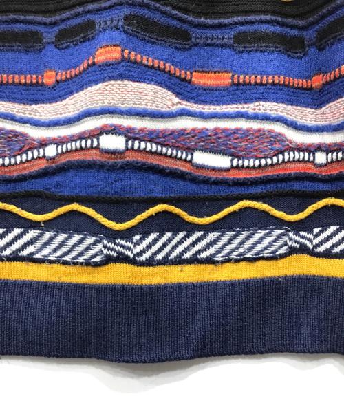 LOVE MOSCHINO（ラブモスキーノ）LOVE MOSCHINO (ラブモスキーノ) 3Dニット マルチカラー サイズ:Ｓの古着・服飾アイテム