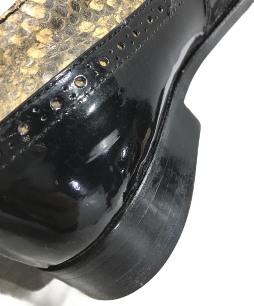 COMME des GARCONS（コムデギャルソン）COMME des GARCONS (コムデギャルソン) エナメル×パイソン ストラップシューズ ブラック サイズ:25の古着・服飾アイテム