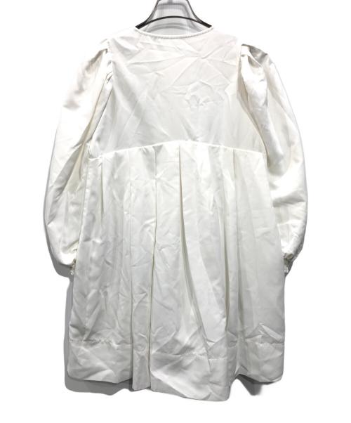 Bibiy.（ビビィ）Bibiy. (ビビィ) EFFIE PLEATED DRESS ホワイト サイズ:Fの古着・服飾アイテム