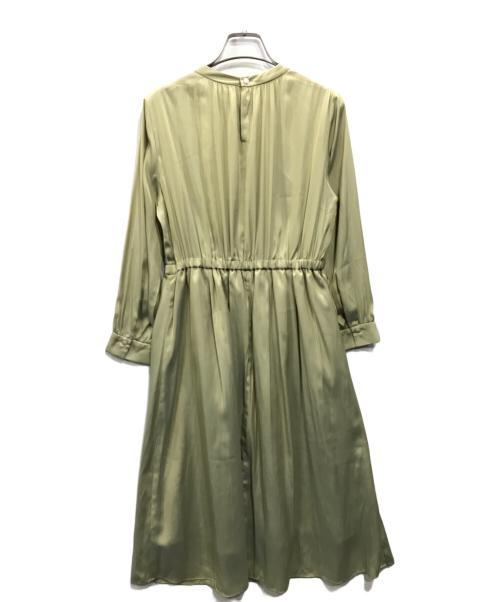 INDIVI（インディヴィ）INDIVI (インディヴィ) ギャザードレープワンピース グリーン サイズ:36 未使用品の古着・服飾アイテム