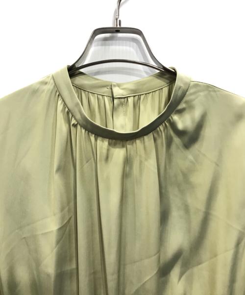 INDIVI（インディヴィ）INDIVI (インディヴィ) ギャザードレープワンピース グリーン サイズ:36 未使用品の古着・服飾アイテム