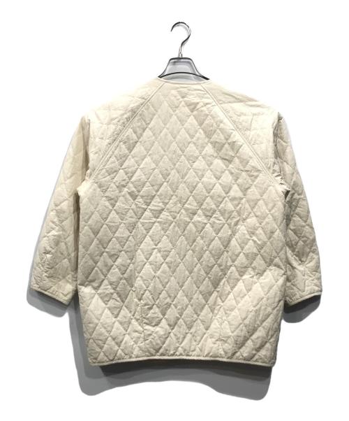 URBAN RESEARCH DOORS（アーバンリサーチドアーズ）URBAN RESEARCH DOORS (アーバンリサーチドアーズ) カポックキルトミドルジャケット ベージュ サイズ:Ｍの古着・服飾アイテム