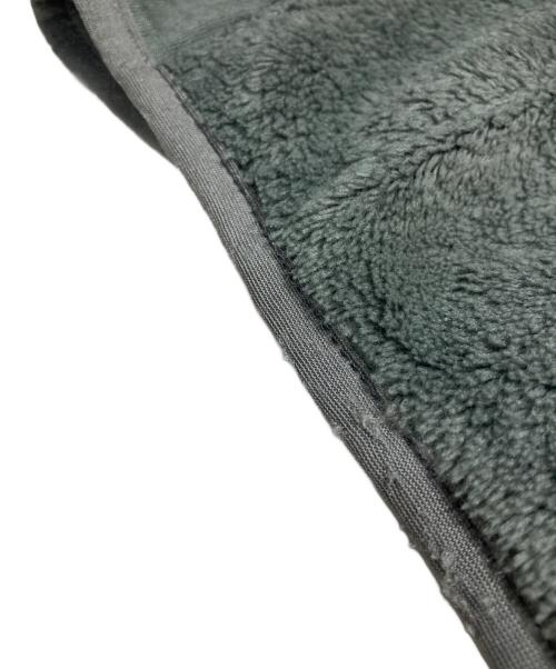 US ARMY（ユーエスアーミー）US ARMY (ユーエスアーミー) ECWCS GEN3 LEVEL3 フリースジャケット カーキ サイズ:Mの古着・服飾アイテム