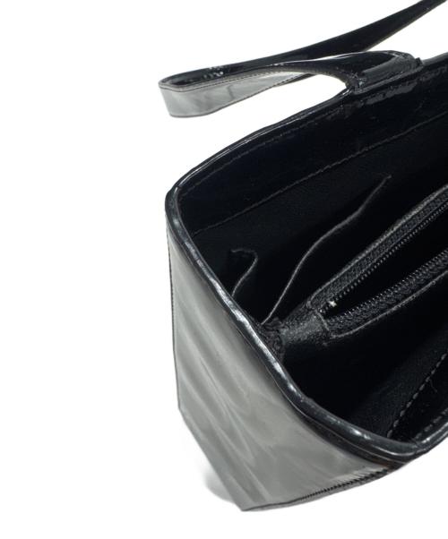 CHANEL（シャネル）CHANEL (シャネル) エナメルトートバッグ ブラックの古着・服飾アイテム