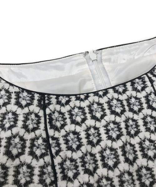 ANAYI（アナイ）ANAYI (アナイ) 総柄ワンピース ホワイト サイズ:36の古着・服飾アイテム