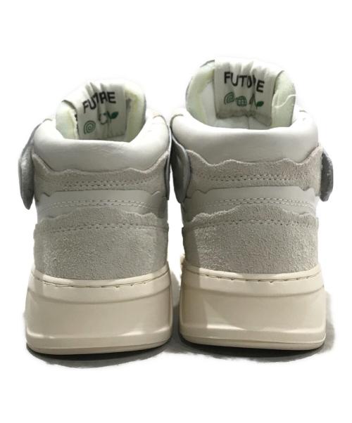 MSGM（エムエスジーエム）MSGM (エムエスジーエム) ハイカットスニーカー ベージュ サイズ:40の古着・服飾アイテム