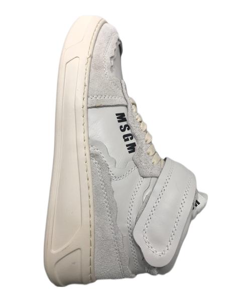 MSGM（エムエスジーエム）MSGM (エムエスジーエム) ハイカットスニーカー ベージュ サイズ:40の古着・服飾アイテム