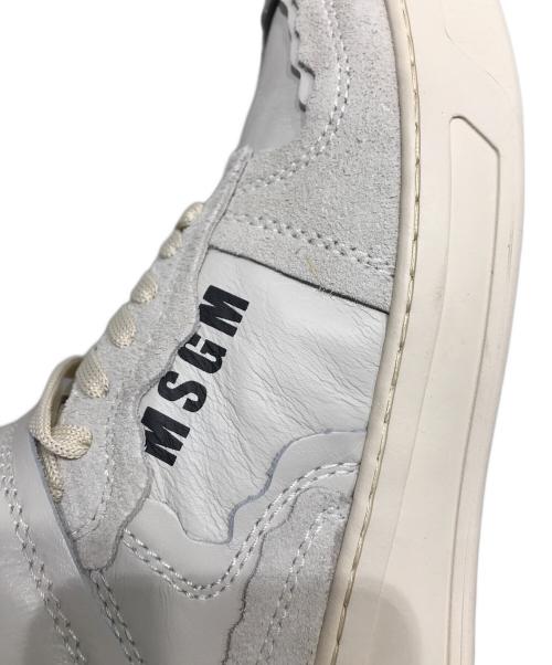 MSGM（エムエスジーエム）MSGM (エムエスジーエム) ハイカットスニーカー ベージュ サイズ:40の古着・服飾アイテム
