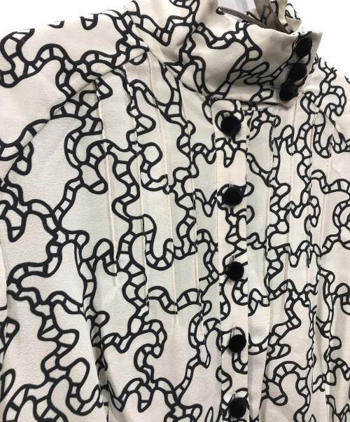 VALENTINO（ヴァレンティノ）VALENTINO (ヴァレンティノ) 総柄ワンピース ホワイト×ブラック サイズ:40の古着・服飾アイテム