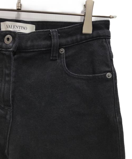 VALENTINO（ヴァレンティノ）VALENTINO (ヴァレンティノ) VLTNSTARスキニーデニムパンツ ブラック サイズ:25の古着・服飾アイテム