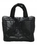 Vivienne Westwoodヴィヴィアンウエストウッド）の古着「PADDED NYLON MARGARET スクエアバッグS」｜ブラック