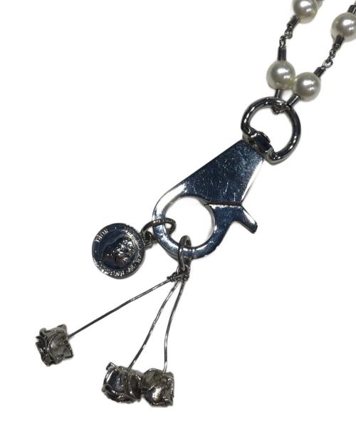 Dior（ディオール）DIOR (ディオール) ロジウムフィニッシュ カラビナトップペンダントネックレスの古着・服飾アイテム