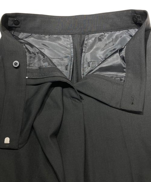 Adam et Rope（アダム エ ロペ）Adam et Rope (アダム エ ロペ) フォルドウエストスラックス ブラック サイズ:36の古着・服飾アイテム