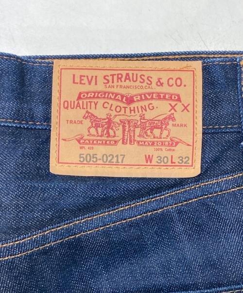 LEVI'S VINTAGE CLOTHING（リーバイス ビンテージ クロージング）LEVI'S VINTAGE CLOTHING (リーバイス ビンテージ クロージング) 復刻505デニムパンツ インディゴ サイズ:W30L32の古着・服飾アイテム