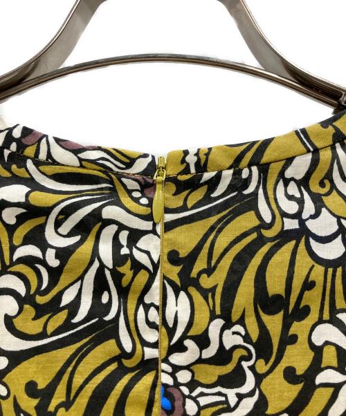 'S Max Mara（エスマックスマーラ）'S Max Mara (エスマックスマーラ) フラワー総柄ブラウスワンピース カーキ サイズ:36の古着・服飾アイテム