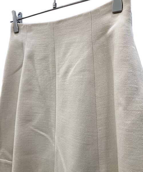 FOXEY（フォクシー）FOXEY (フォクシー) 膝丈スカート ベージュ サイズ:40の古着・服飾アイテム