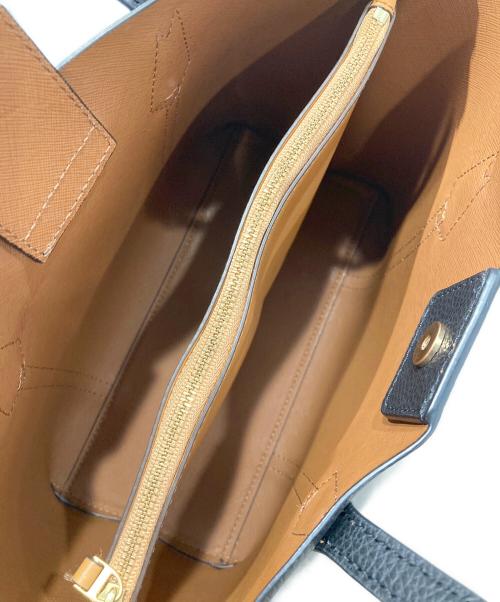 TORY BURCH（トリーバーチ）TORY BURCH (トリーバーチ) トリプルコンパートメントショルダーバッグ ブラックの古着・服飾アイテム