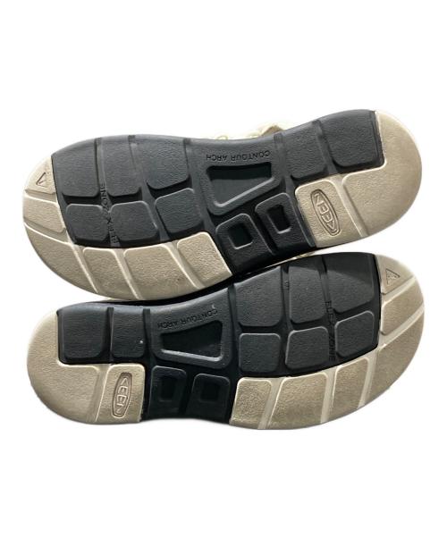KEEN（キーン）KEEN (キーン) UNEEK ホワイト サイズ:24.5㎝の古着・服飾アイテム