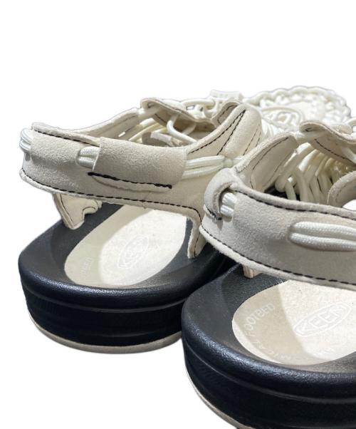 KEEN（キーン）KEEN (キーン) UNEEK ホワイト サイズ:24.5㎝の古着・服飾アイテム