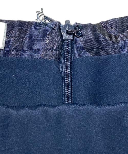 MaxMara（マックスマーラ）MaxMara (マックスマーラ) 幾何学柄セットアップ ネイビー サイズ:ジャケット：38　スカート：36の古着・服飾アイテム